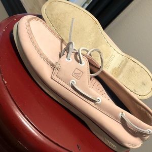 Women’s PINK Sperry Top-Sider Boat shoes! Size 9!